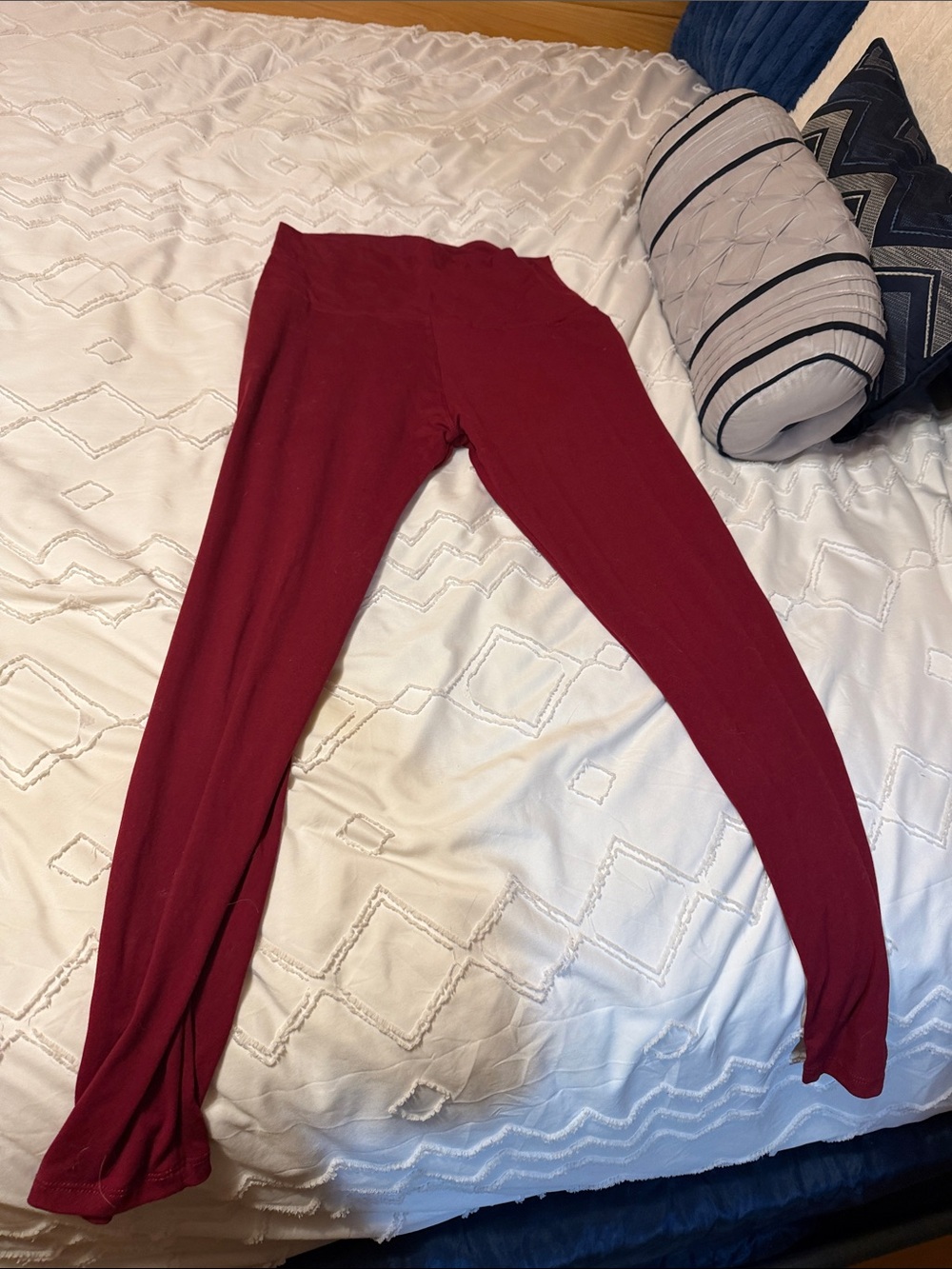 Women's Maroon Stretch Leggings - Unbranded